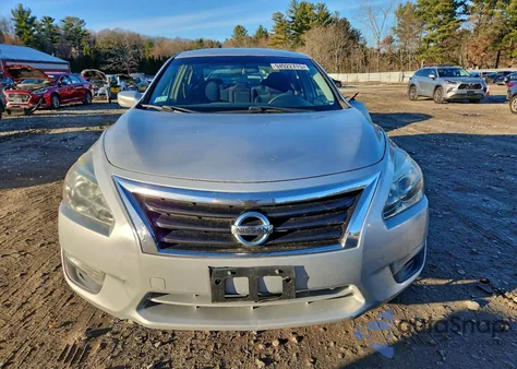 2013 Nissan Altima 2.5 z USA, uszkodzony, nr VIN 1N4AL3AP3DN558738